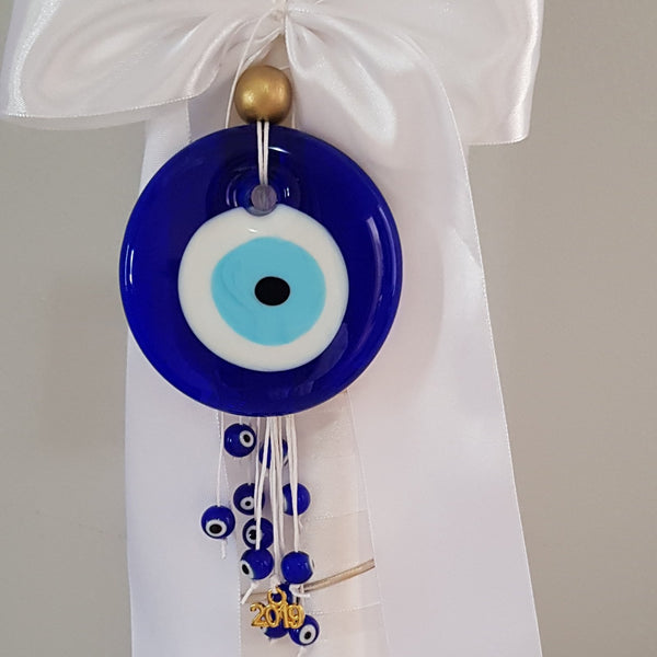 Large wedding lambada with mati and a touch of gold