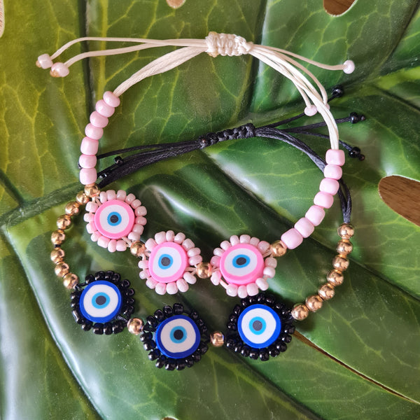 Eye bracelet