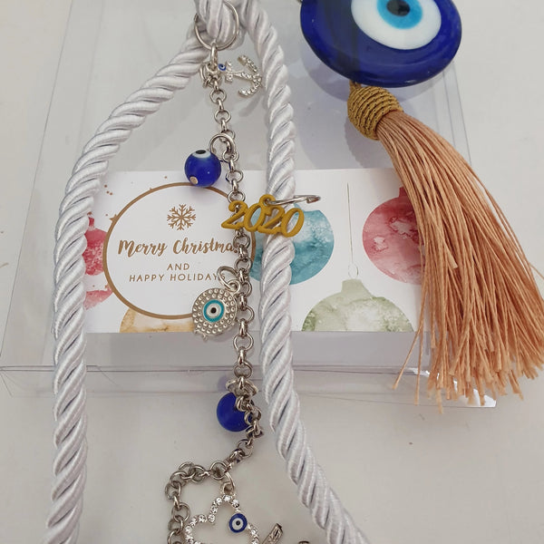 White gouri with gold tassel