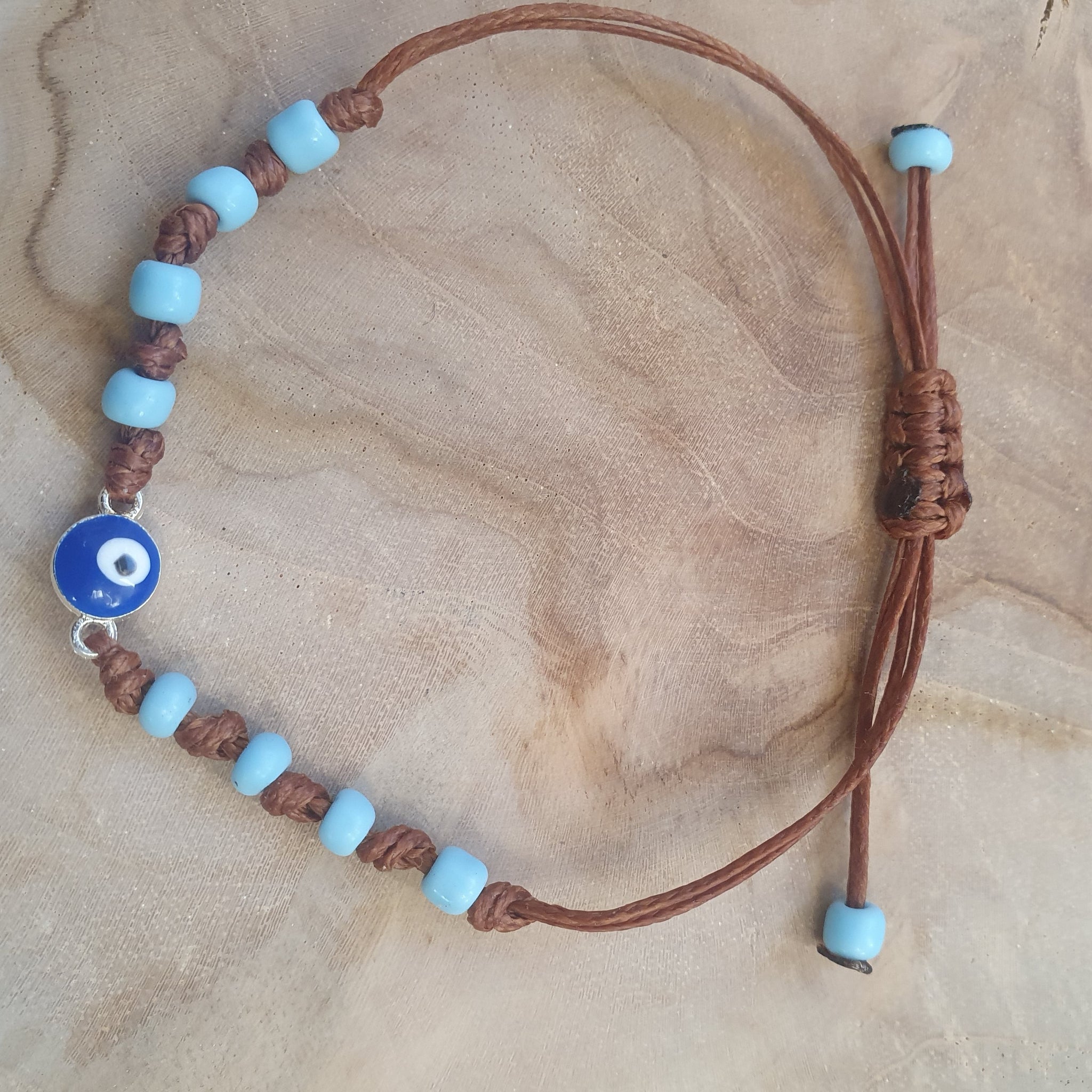 Blue_mati_with_blue_beads_bracelet